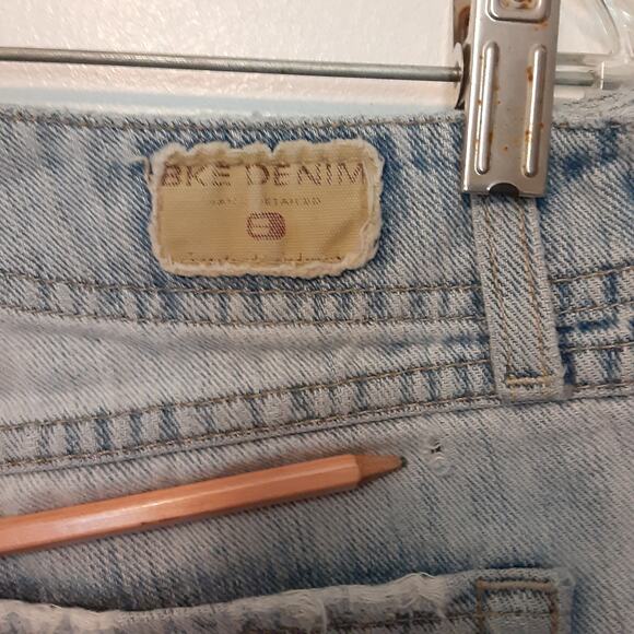 BKE Buckle Denim Jeans Harbor Capri Regular Size 30 Distressed Blue - Picture 8 of 14